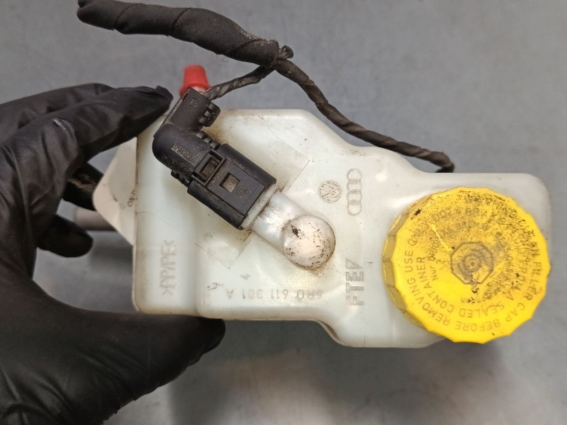 Recambio de bomba freno para skoda fabia ii (542) 1.2 referencia OEM IAM 6R0611301A  