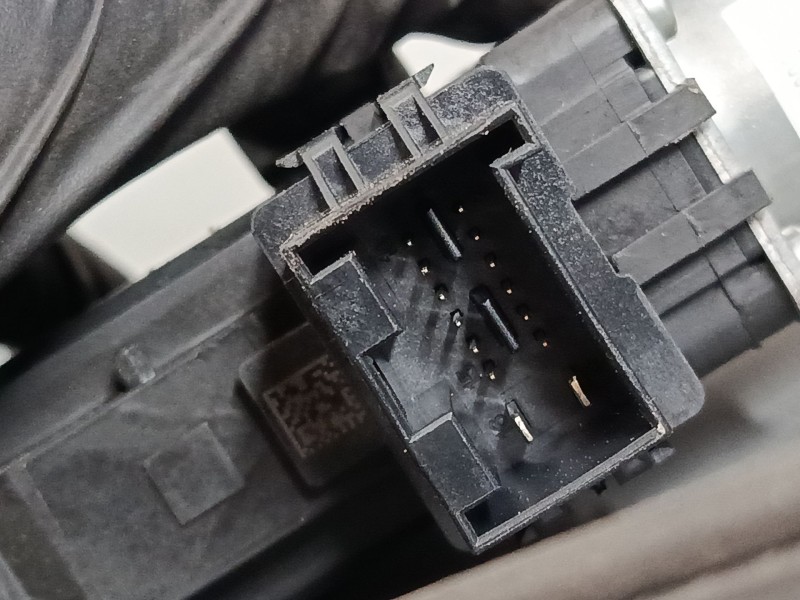 Recambio de elevalunas electrico delantero izquierdo para skoda fabia ii (542) 1.2 referencia OEM IAM 6R0959801AJ  