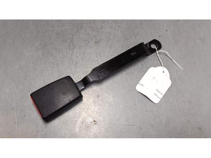 Recambio de anclaje cinturon delantero derecho para skoda fabia ii (542) 1.2 referencia OEM IAM 5J0858472QVZ  