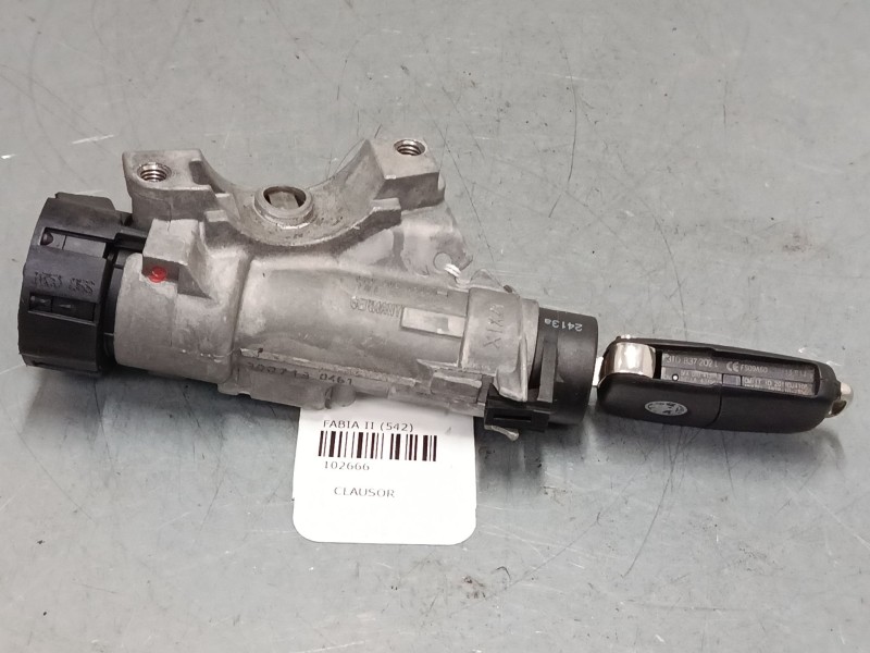 Recambio de clausor para skoda fabia ii (542) 1.2 referencia OEM IAM 6R0905851D  