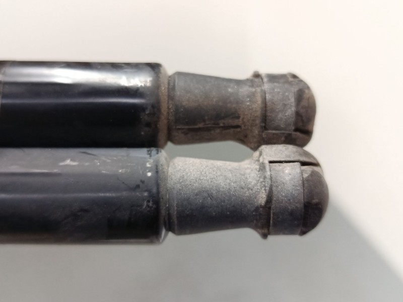 Recambio de amortiguadores malet/porton para skoda fabia ii (542) 1.2 referencia OEM IAM 5J6827550  