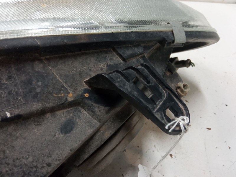 Recambio de faro derecho para citroën saxo (s0, s1) 1.4 vts referencia OEM IAM   