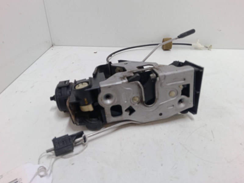 Recambio de cerradura puerta delantera derecha para mercedes-benz clase a (w168) a 190 (168.032, 168.132) referencia OEM IAM   