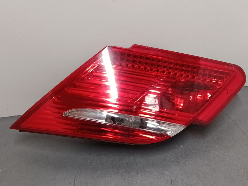 Recambio de piloto trasero porton derecho para bmw 7 (e65, e66, e67) 730 i, li referencia OEM IAM 63216938518  