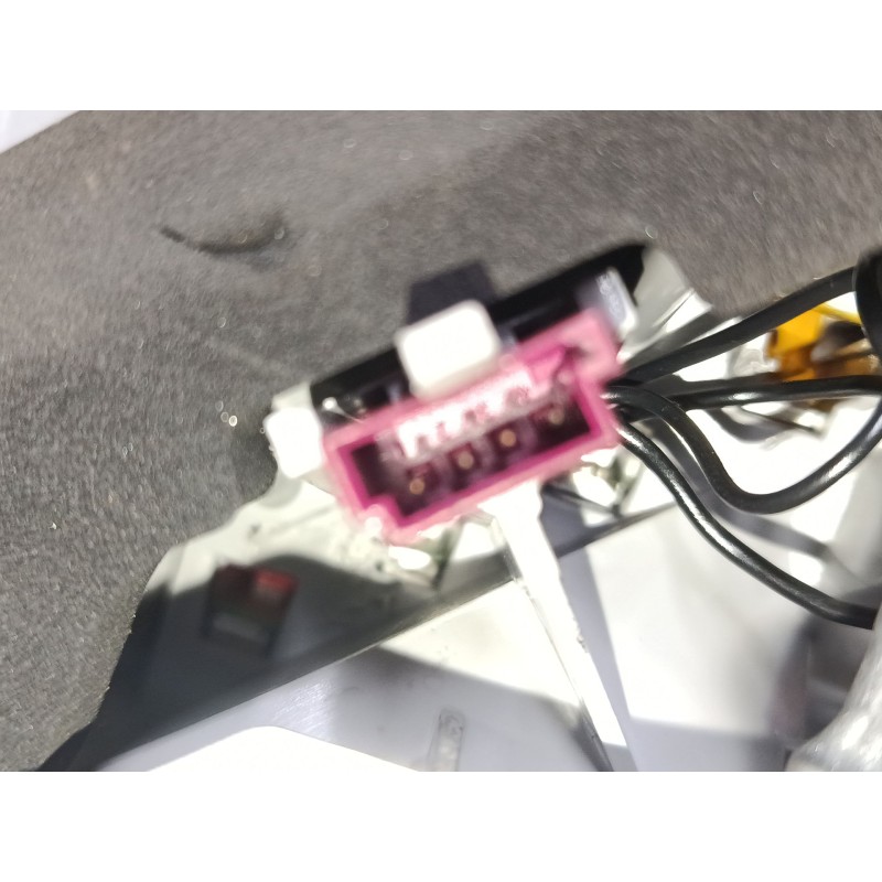 Recambio de piloto trasero porton derecho para bmw 7 (e65, e66, e67) 730 i, li referencia OEM IAM 63216938518  