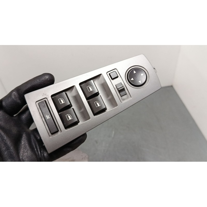 Recambio de mando elevalunas delantero izquierdo para bmw 7 (e65, e66, e67) 730 i, li referencia OEM IAM 6943055  