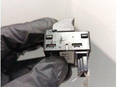 Recambio de mando elevalunas trasero derecho para bmw 7 (e65, e66, e67) 730 i, li referencia OEM IAM 8379597   2