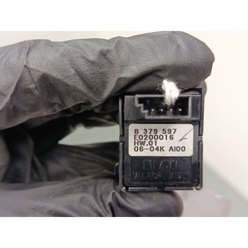 Recambio de mando elevalunas trasero derecho para bmw 7 (e65, e66, e67) 730 i, li referencia OEM IAM 8379597  
