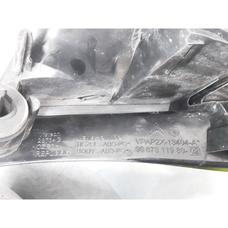 Recambio de piloto trasero derecho para citroën c4 ii (nc_) 1.6 vti 120 referencia OEM IAM 9687311980  