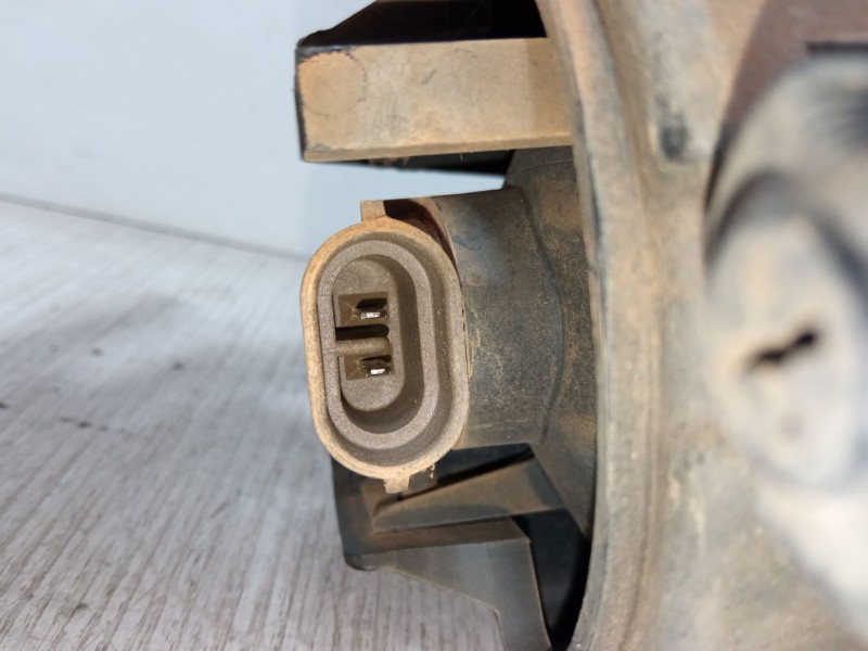 Recambio de faro antiniebla izquierdo para ssangyong rodius i 2.7 xdi referencia OEM IAM   