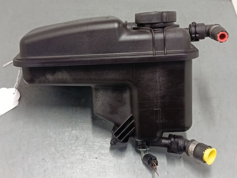 Recambio de deposito expansion para bmw 7 (e65, e66, e67) 730 i, li referencia OEM IAM 17137508008  