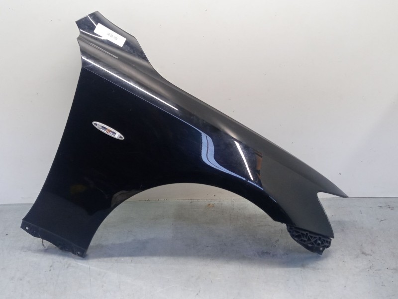 Recambio de aleta delantera derecha para lexus is ii (_e2_) 220d (ale20) referencia OEM IAM 5380153050  