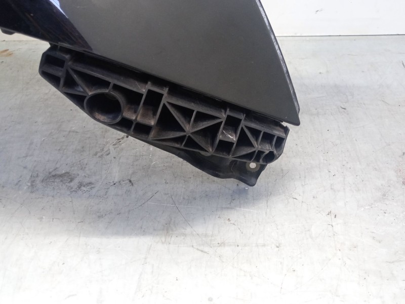 Recambio de aleta delantera derecha para lexus is ii (_e2_) 220d (ale20) referencia OEM IAM 5380153050  