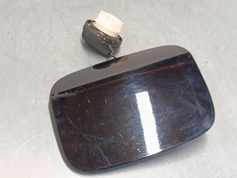 Recambio de tapa exterior combustible para lexus is ii (_e2_) 220d (ale20) referencia OEM IAM 7735053050  