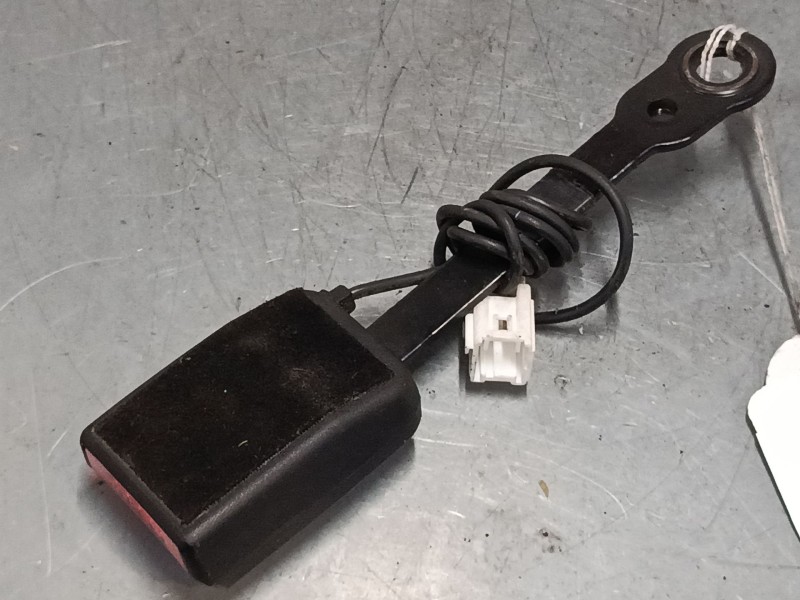 Recambio de anclaje cinturon delantero izquierdo para peugeot 607 (9d, 9u) 2.2 hdi referencia OEM IAM   