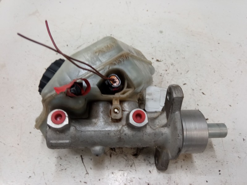 Recambio de bomba freno para opel combo tour 1.3 cdti 16v referencia OEM IAM   