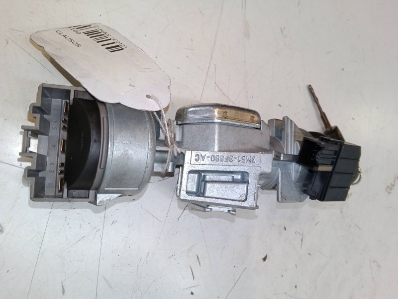 Recambio de clausor para ford focus c-max (dm2) 1.6 referencia OEM IAM 3M513F880AC  