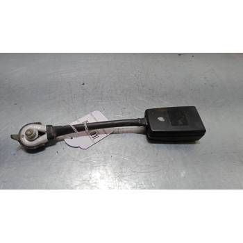 ANCLAJE CINTURON DELANTERO DERECHO 