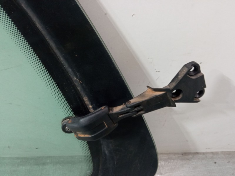 Recambio de luna trasera derecha para citroën saxo (s0, s1) 1.5 d referencia OEM IAM   