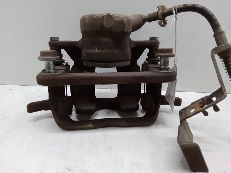 Recambio de pinza freno delantera derecha para peugeot 407 (6d_) 2.0 hdi 135 (6drhrh, 6drhre, 6drhrg, 6drhrj) referencia OEM IAM