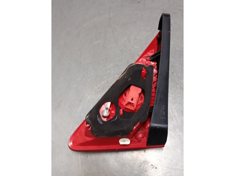 Recambio de piloto trasero porton izquierdo para peugeot 3008 i monospace (0u_) 1.6 thp referencia OEM IAM 9683461080  