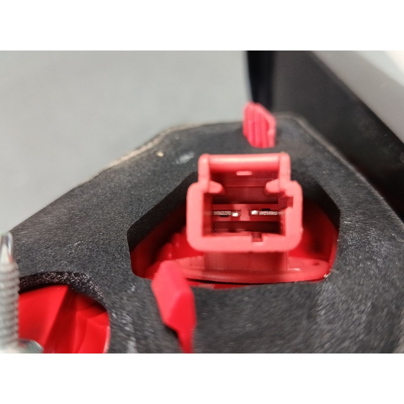 Recambio de piloto trasero porton izquierdo para peugeot 3008 i monospace (0u_) 1.6 thp referencia OEM IAM 9683461080  