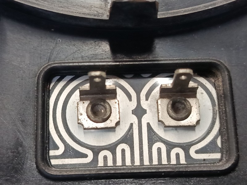 Recambio de cristal retrovisor izquierdo para renault master ii furgoneta (fd) 2.5 d referencia OEM IAM 7701039698  