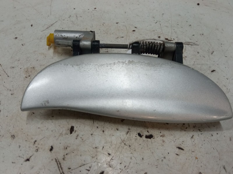 Recambio de maneta exterior puerta delantera derecha para hyundai atos (mx) 1.1 referencia OEM IAM   
