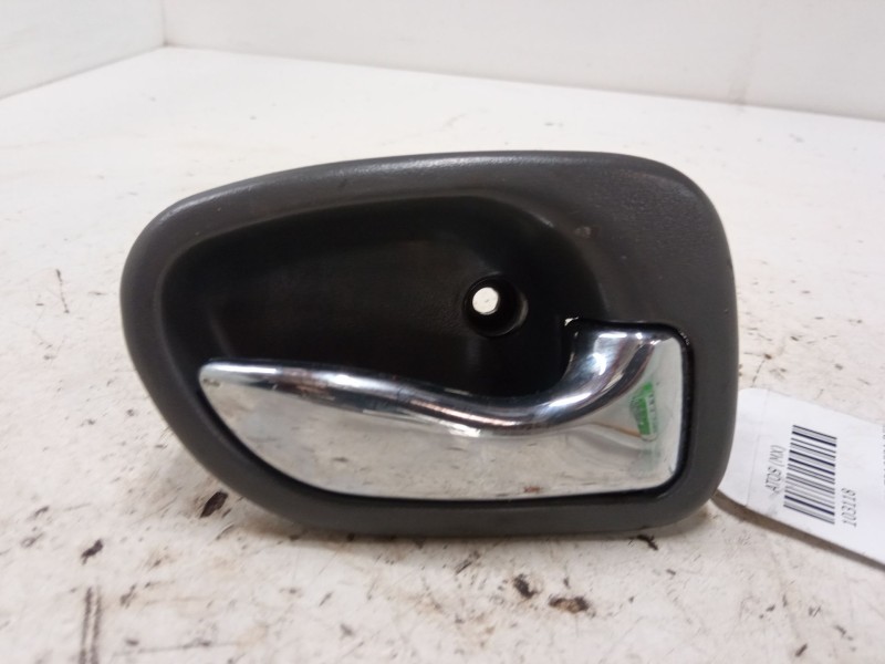 Recambio de maneta interior puerta trasera derecha para hyundai atos (mx) 1.1 referencia OEM IAM   