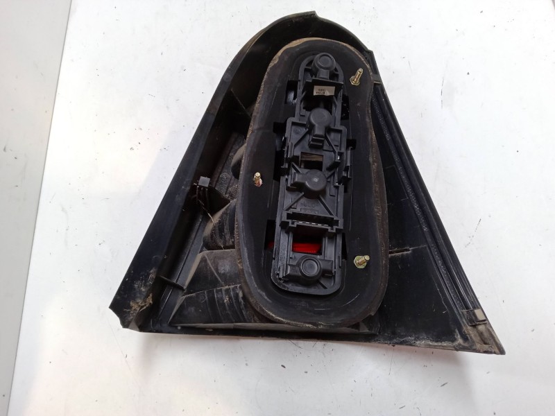 Recambio de piloto trasero izquierdo para mercedes-benz clase a (w168) a 190 (168.032, 168.132) referencia OEM IAM   