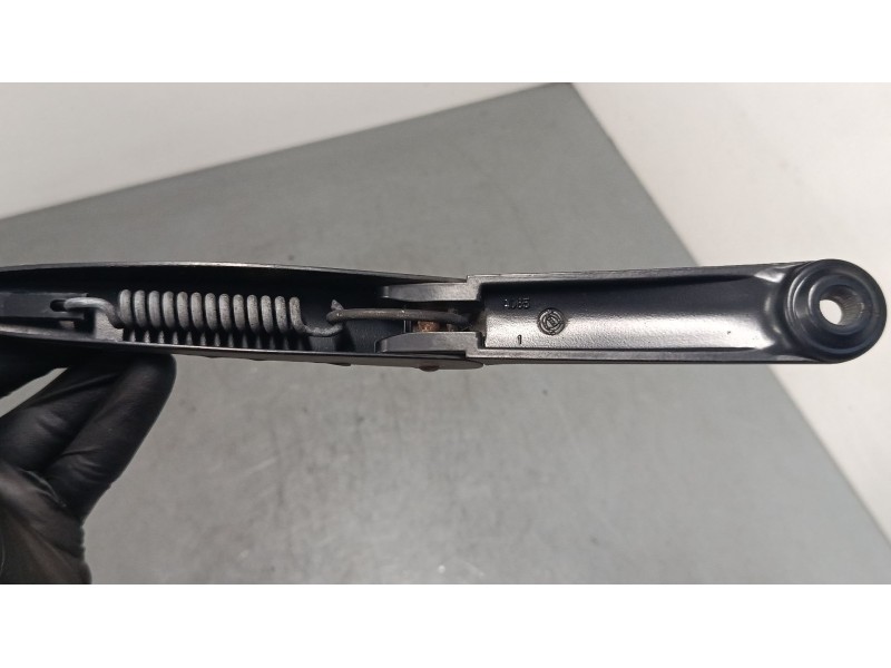 Recambio de brazo limpia delantero derecho para fiat panda / panda classic (169_) 1.2 (169.axb11, 169.axb1a) referencia OEM IAM 