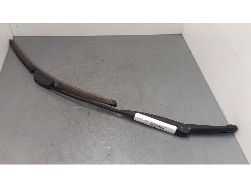 Recambio de brazo limpia delantero izquierdo para fiat panda / panda classic (169_) 1.2 (169.axb11, 169.axb1a) referencia OEM IA