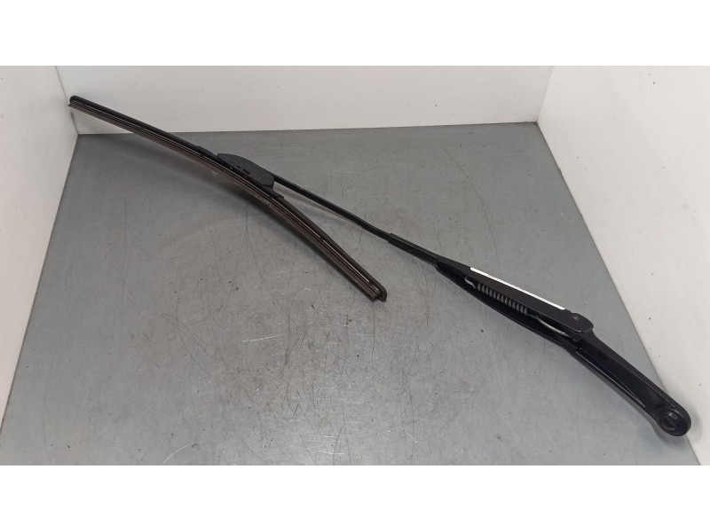 Recambio de brazo limpia delantero izquierdo para fiat panda / panda classic (169_) 1.2 (169.axb11, 169.axb1a) referencia OEM IA