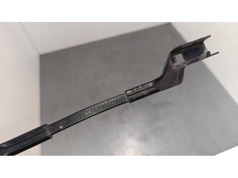Recambio de brazo limpia delantero izquierdo para seat ibiza v (kj1, kjg) 1.0 mpi referencia OEM IAM 6F1955409VZ1  