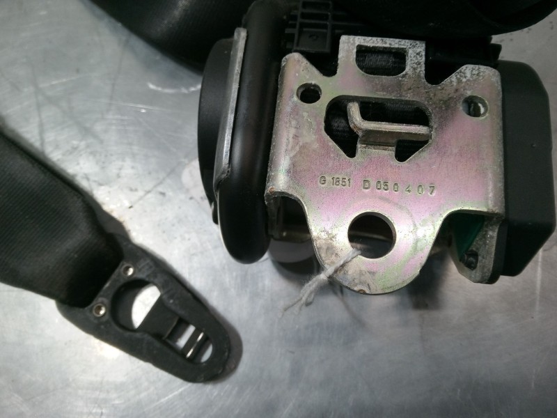 Recambio de cinturon seguridad delantero derecho para audi a8 d3 (4e2, 4e8) 3.0 tdi quattro referencia OEM IAM 4E1857705  