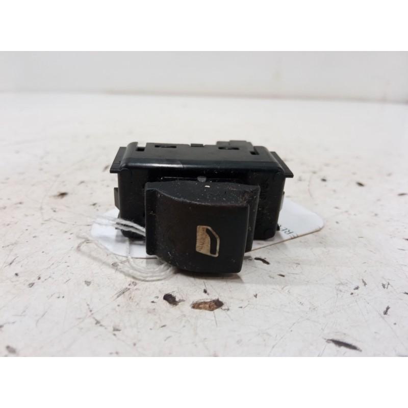 Recambio de mando elevalunas delantero derecho para citroën c4 ii (nc_) 1.6 hdi 90 referencia OEM IAM   