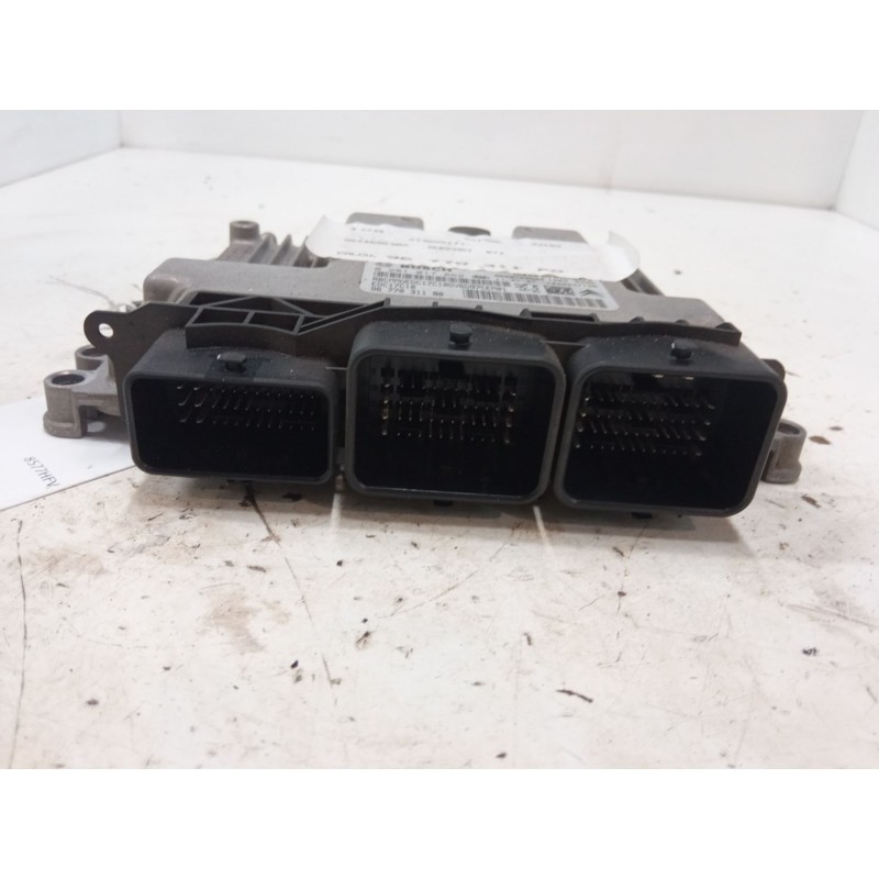 Recambio de centralita motor uce para citroën c4 ii (nc_) 1.6 hdi 90 referencia OEM IAM 9677031180 0281017862 