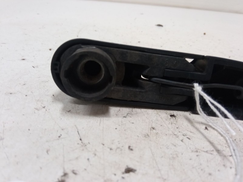 Recambio de brazo limpia trasero para citroën c4 ii (nc_) 1.6 hdi 90 referencia OEM IAM   