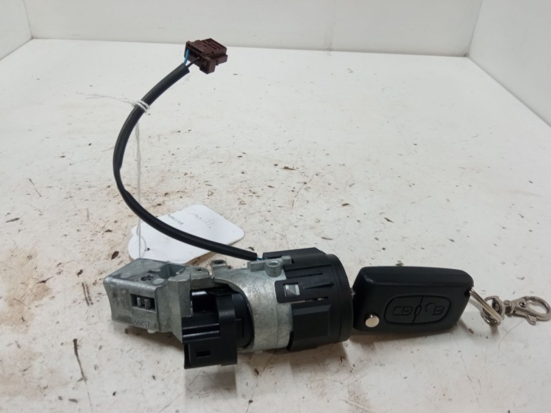 Recambio de clausor para citroën c4 ii (nc_) 1.6 hdi 90 referencia OEM IAM 9663123380  