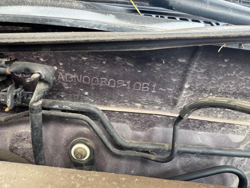 toyota avensis liftback (_t22_) del año 2000