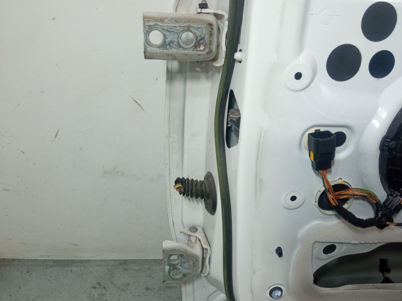 Recambio de puerta delantera derecha para citroën c4 ii (nc_) 1.6 hdi 90 referencia OEM IAM 9435083880  