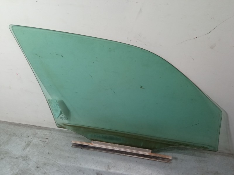 Recambio de luna puerta delantera izquierda para mercedes-benz clase c (w202) c 240 (202.026) referencia OEM IAM   