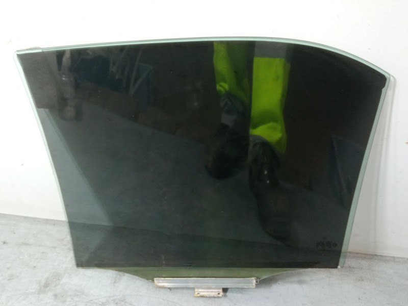 Recambio de luna trasera derecha para mercedes-benz clase c (w202) c 240 (202.026) referencia OEM IAM   