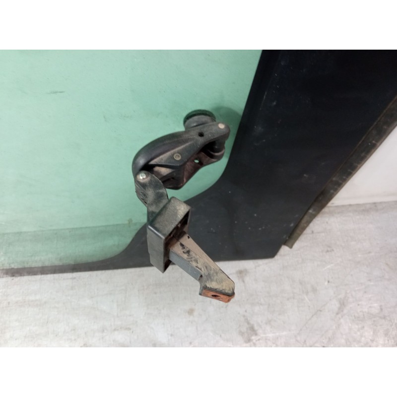 Recambio de luna corredera derecha para peugeot partner monospace (5_, g_) 1.9 d referencia OEM IAM   