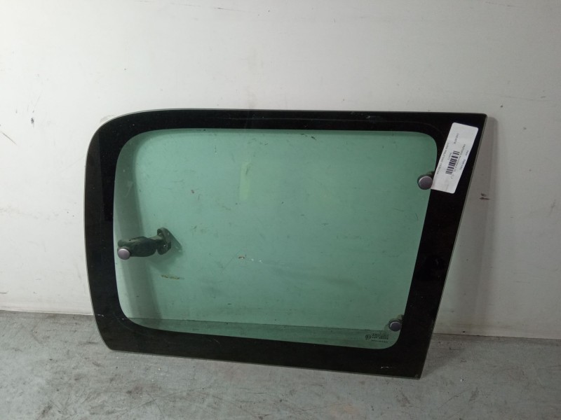 Recambio de luna maletero derecha para peugeot partner monospace (5_, g_) 1.9 d referencia OEM IAM   