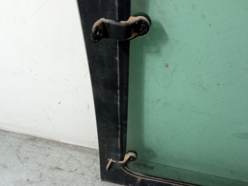 Recambio de luna maletero derecha para peugeot partner monospace (5_, g_) 1.9 d referencia OEM IAM   