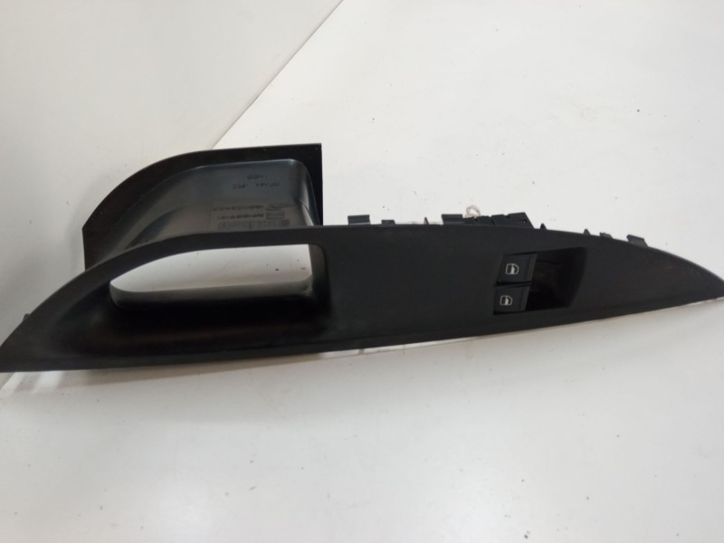 Recambio de mando elevalunas delantero izquierdo para seat altea (5p1) 1.6 tdi referencia OEM IAM 5P1867171 156022422 