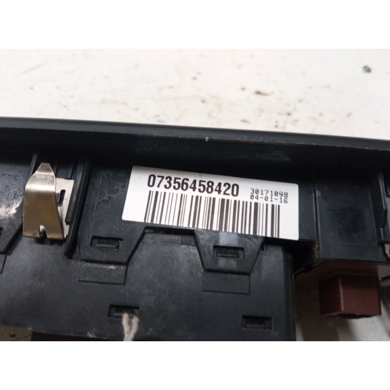 Recambio de mando elevalunas delantero izquierdo para jeep renegade suv (bu, b1, bv) 1.6 crd referencia OEM IAM 07356458420  