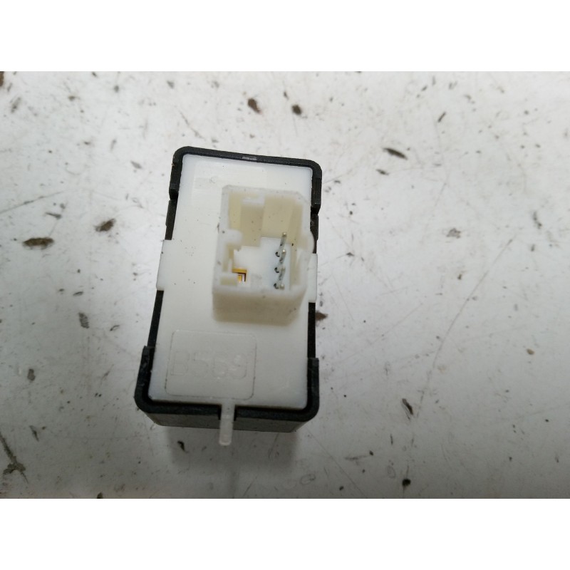 Recambio de mando elevalunas trasero derecho para jeep renegade suv (bu, b1, bv) 1.6 crd referencia OEM IAM   