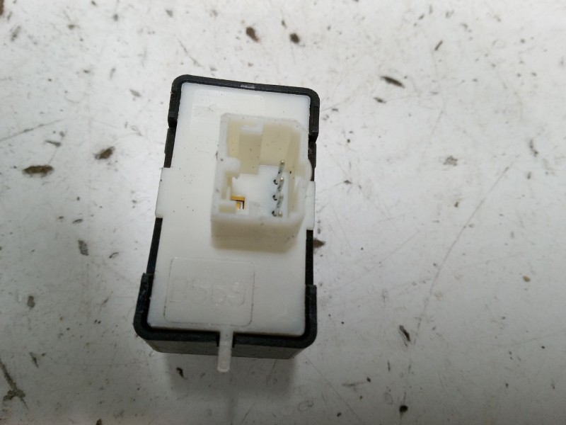 Recambio de mando elevalunas trasero derecho para jeep renegade suv (bu, b1, bv) 1.6 crd referencia OEM IAM   